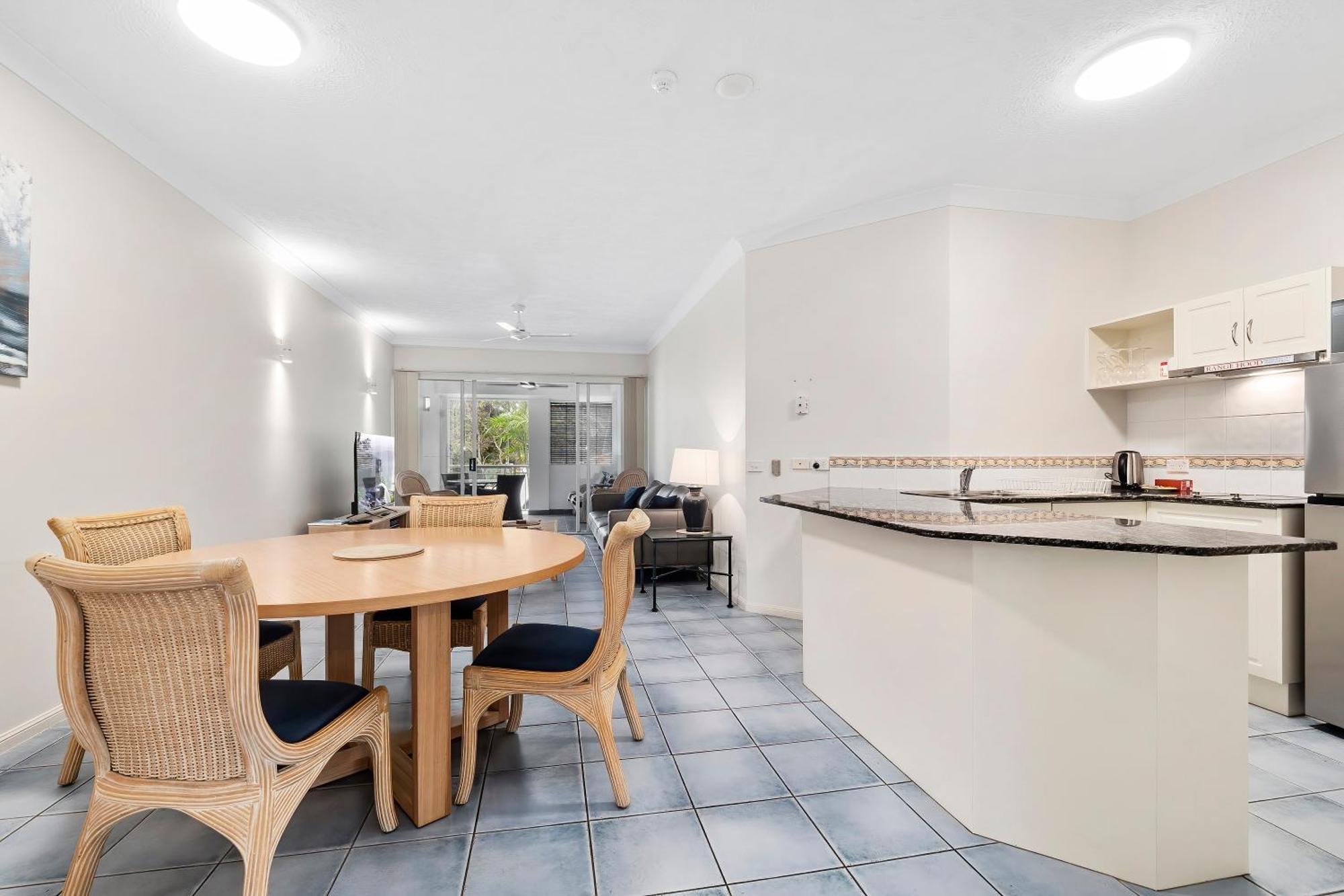 Alassio Beachfront Apartments Palm Cove Quarto foto