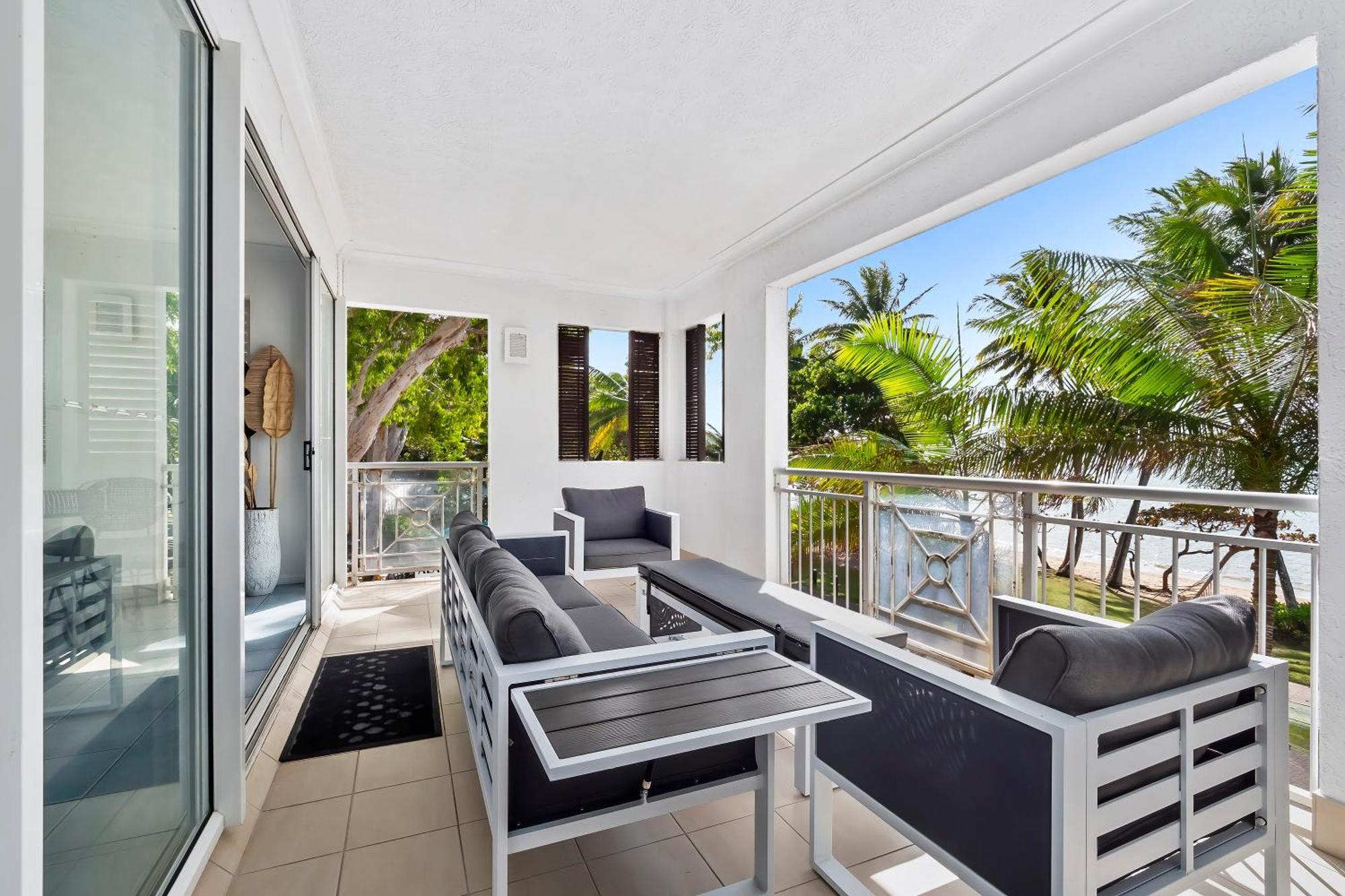Alassio Beachfront Apartments Palm Cove Quarto foto